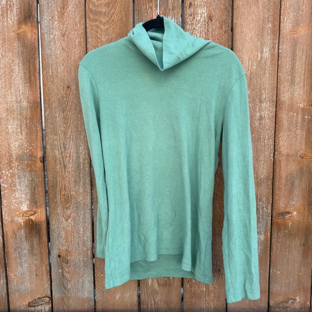 Columbia Women’s Green Soft Fuzzy Long Sleeve Turtleneck Top Shirt Size XL